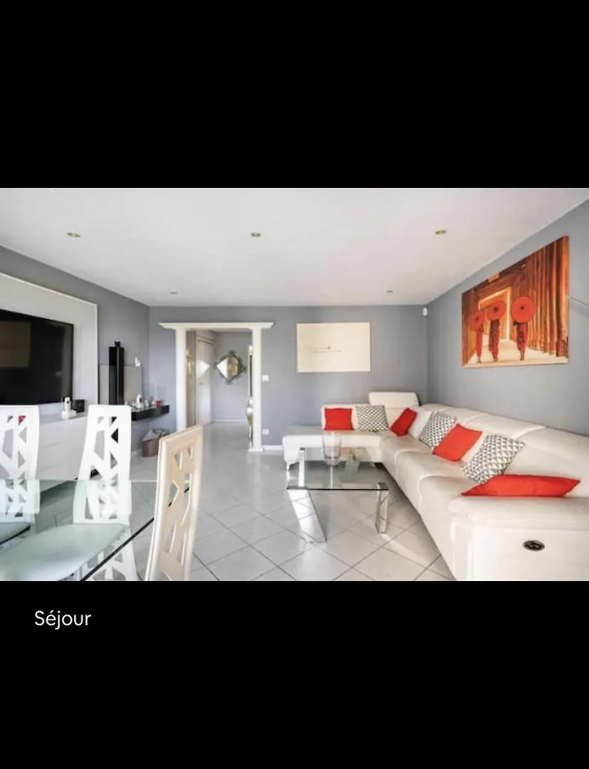 Апартаменты Tres Bel Appartement Bord De Mer Марсель